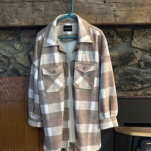 Brown Plaid women’s shacket byDolce Cabo